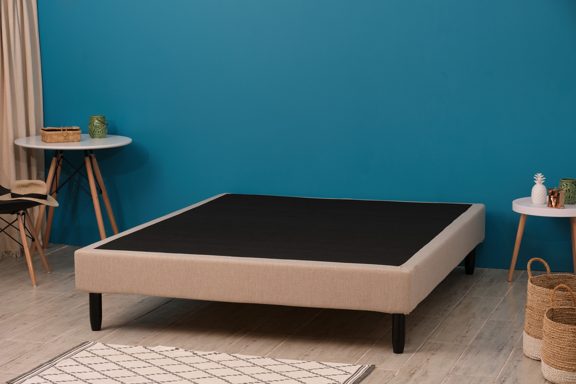MOERANI cream bed base